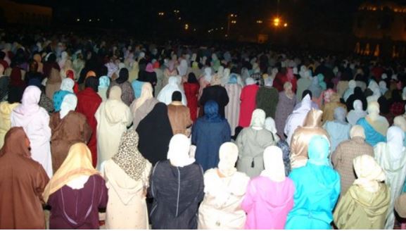 مطالب بعدم إغلاق المساجد المغربية أمام النساء طيلة شهر رمضان