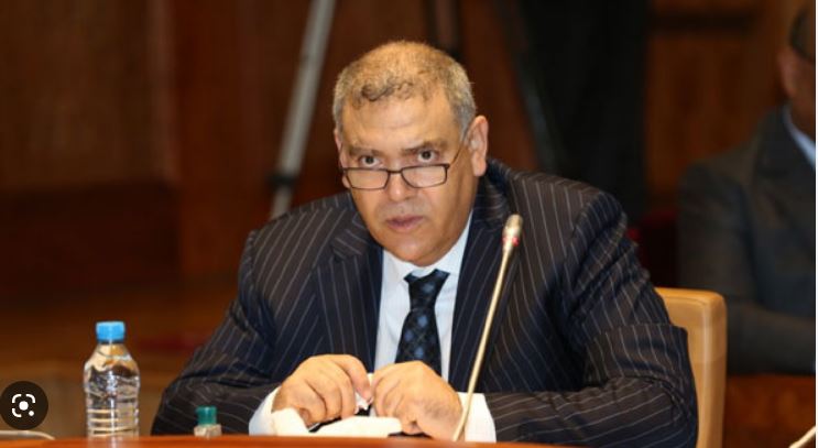 وزارة الداخلية تجمد العمل بنظام “الكريمات”