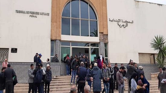 الدار البيضاء: تفاصيل متابعة أستاذ و حارس في قضية اغتصاب تلميذات