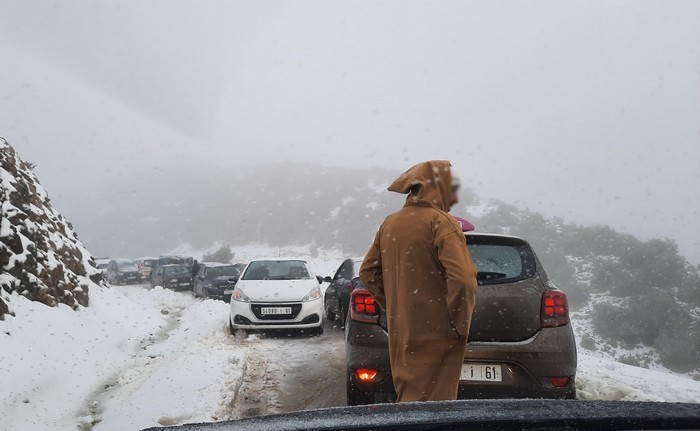 نشرة إنذارية ..أمطار رعدية  قوية وتساقطات ثلجية مرتقبة بعدد من مناطق المملكة