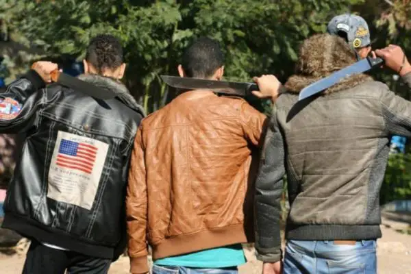 بعد ترويج معطيات “تهويلية” عن عصابة الـ17 فردا، أمن آسفي يعتقل الجناة