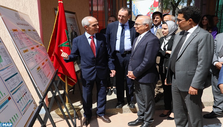 تاونات.. السيد بمنوسى يقوم بزيارة ميدانية لعدد من المؤسسات التعليمية لتتبع تنزيل خارطة الطريق 2022-2026