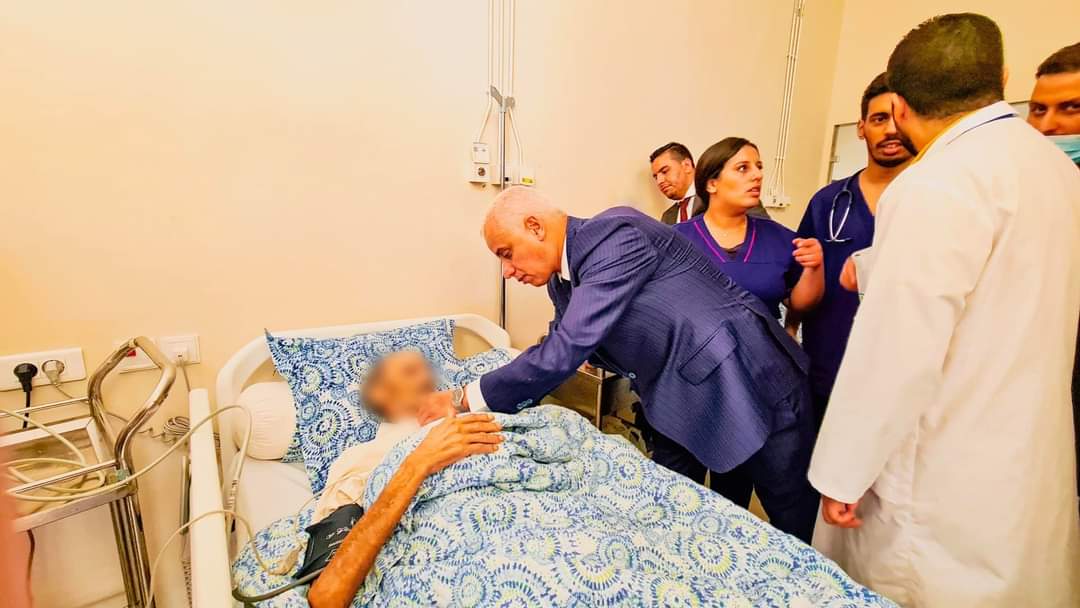 (بالصور) تنفيذا للتعليمات الملكية.. وزير الصحة يتعهد بمعالجة جميع مشاكل قطاع الصحة بالدريوش