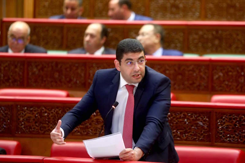 المستشارين” يُقر لجنة مؤقتة لتسيير الصحافة