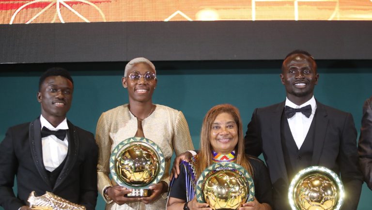 للمرة الثانية على التوالي: المغرب يستضيف جوائز ‘الكاف’.