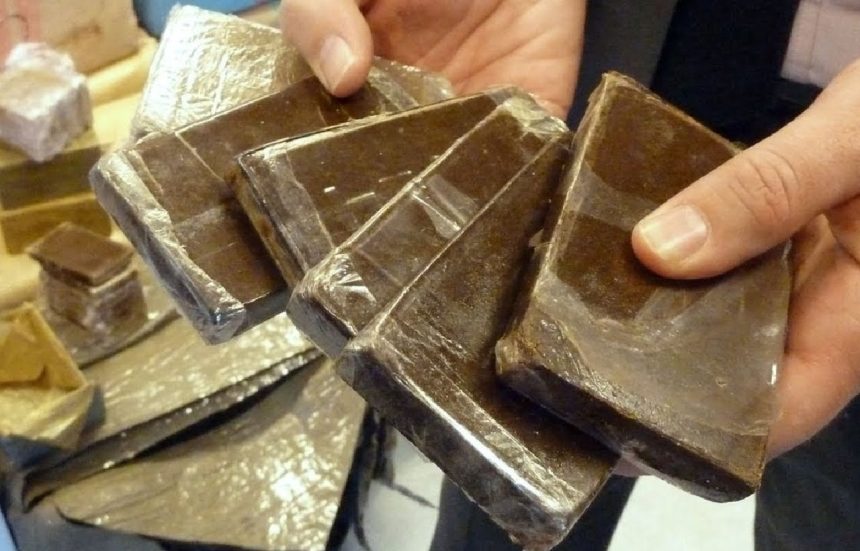 حجز 65 كلغ من مخدر الشيرا بمعبر باب سبتة