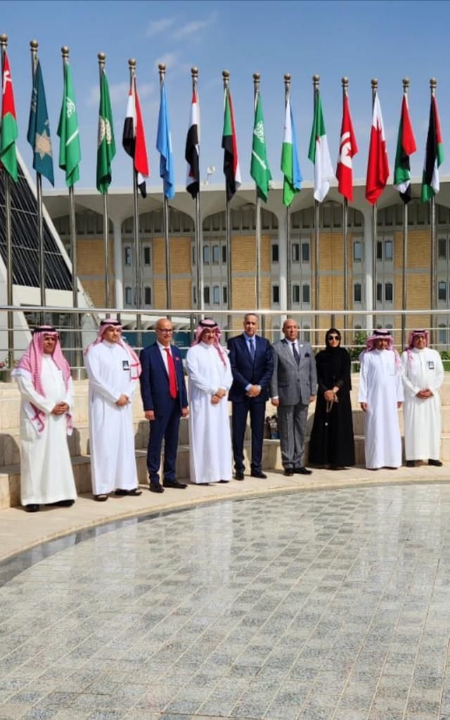 مشاركة عبد اللطيف حموشي في الأنشطة السنوية لجامعة نايف العربية للعلوم الأمنية.