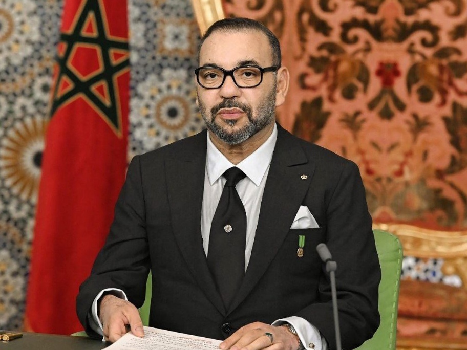 جلالة الملك يوجه خطابا ساميا إلى شعبه الوفي بمناسبة الذكرى التاسعة والأربعين للمسيرة الخضراء