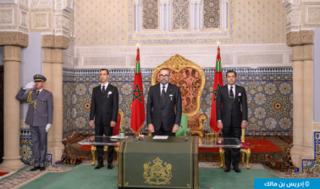 صاحب الجلالة الملك محمد السادس يوجه خطابا ساميا إلى الأمة بمناسبة الذكرى الثامنة والأربعين للمسيرة الخضراء