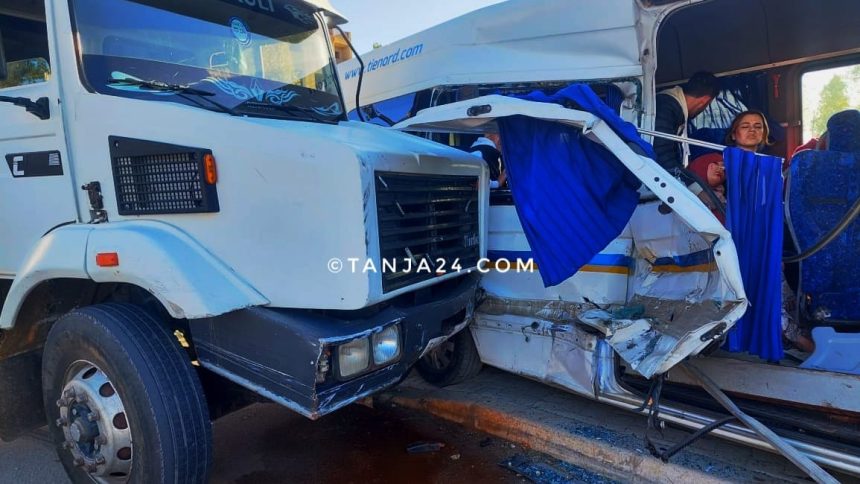 إصابة 18 شخصا.. التهور والسرعة يتسببان في حادثة سير خطيرة بطنجة