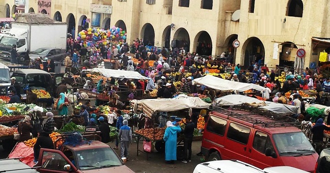 بايتاس يكشف جهود الحكومة لإدماج الباعة المتجولين في المنظومة الاقتصادية.