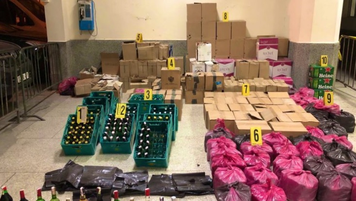 مراكش…حجز صناديق الخمور الفاسدة داخل رياض سياحي.