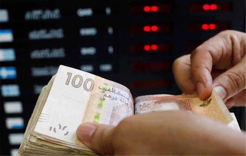 الدرهم يرتفع امام الدولار في الفترة من 23 إلى 29 نونبر الماضي