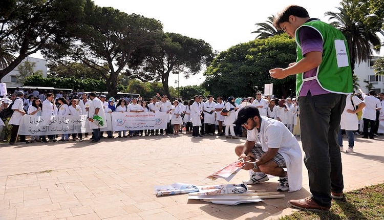 شبح سنة بيضاء يتهدد كليات الطب وطب الأسنان والصيدلة