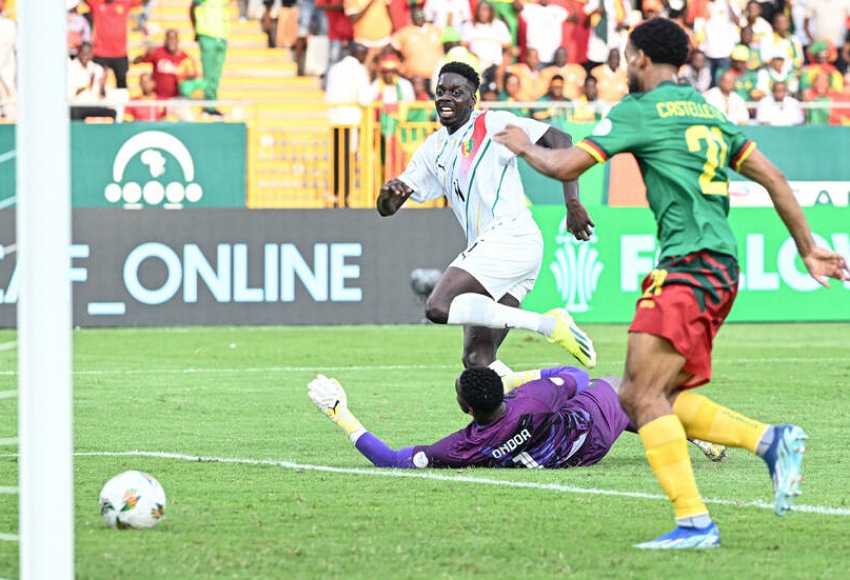 غينيا تحرج الكاميرون بتعادل إيجابي في كأس أمم إفريقيا