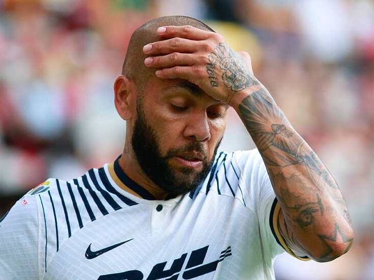 الحكم على داني ألفيش بالسجن لأربع سنوات ونصف بتهمة الاغتصاب