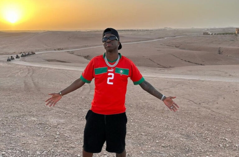 نجم ريال مدريد فينيسيوس جونيور يستمتع بإجازته في المغرب