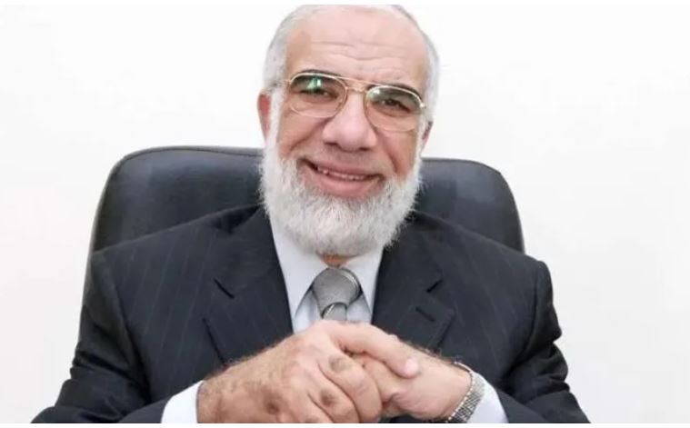 “إشاعة وفاة الشيخ عمر عبد الكافي تثير قلق محبيه ومتابعيه”