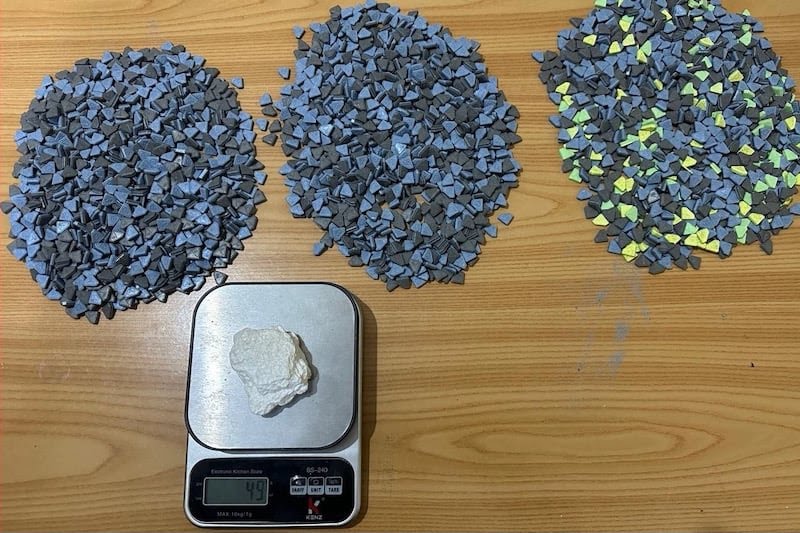 “توقيف شخص بحوزته 3000 قرص إكستازي و49 غرام كوكايين في سلا بعد وصوله من طنجة”