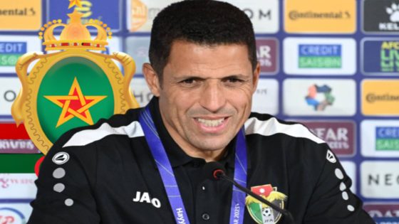 الجيش الملكي يتعاقد مع المدرب الحسين عموتة لقيادة الفريق في الموسم المقبل”