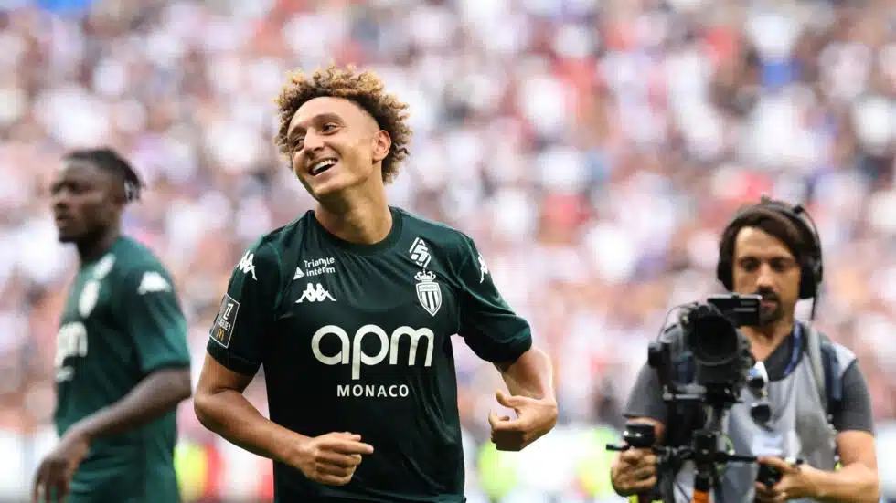 بن صغير يقود موناكو لتحقيق الفوز الثاني على التوالي في الدوري الفرنسي بفوز مريح على ليون