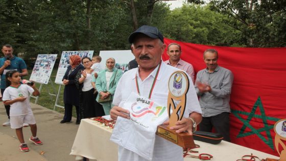 جمعية نادي إفران لكرة الطائرة تكرم محمد الخولاني تقديراً لعطاءاته في قيادة الفريق