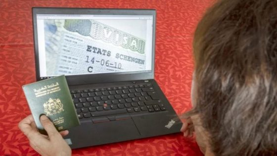 سماسرة الفيزا ينتقلون إلى النصب على الطلبة في المنح الدراسية