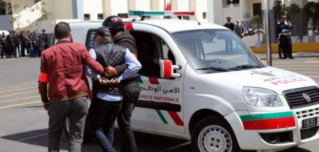 معلومات وفرتها الديستي أمن مكناس يوقف خمسينياً متلبساً بحيازة 200 غرام من الكوكايين و300 قرص إكستازي