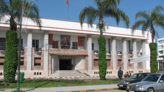 نايضة في قنيطرة.. إيداع مستشارين جماعيين السجن بسبب شبهة الفساد السياسي وتلقي رشاوى