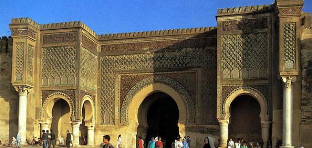مكناس.. المدينة الشامخة بأبنائها في مواجهة الصحافة الزائرة