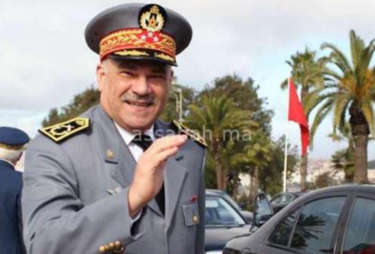 الدرك الملكي يشدد الرقابة: حظر استخدام “واتساب” و”فيسبوك” في المعاملات الرسمية