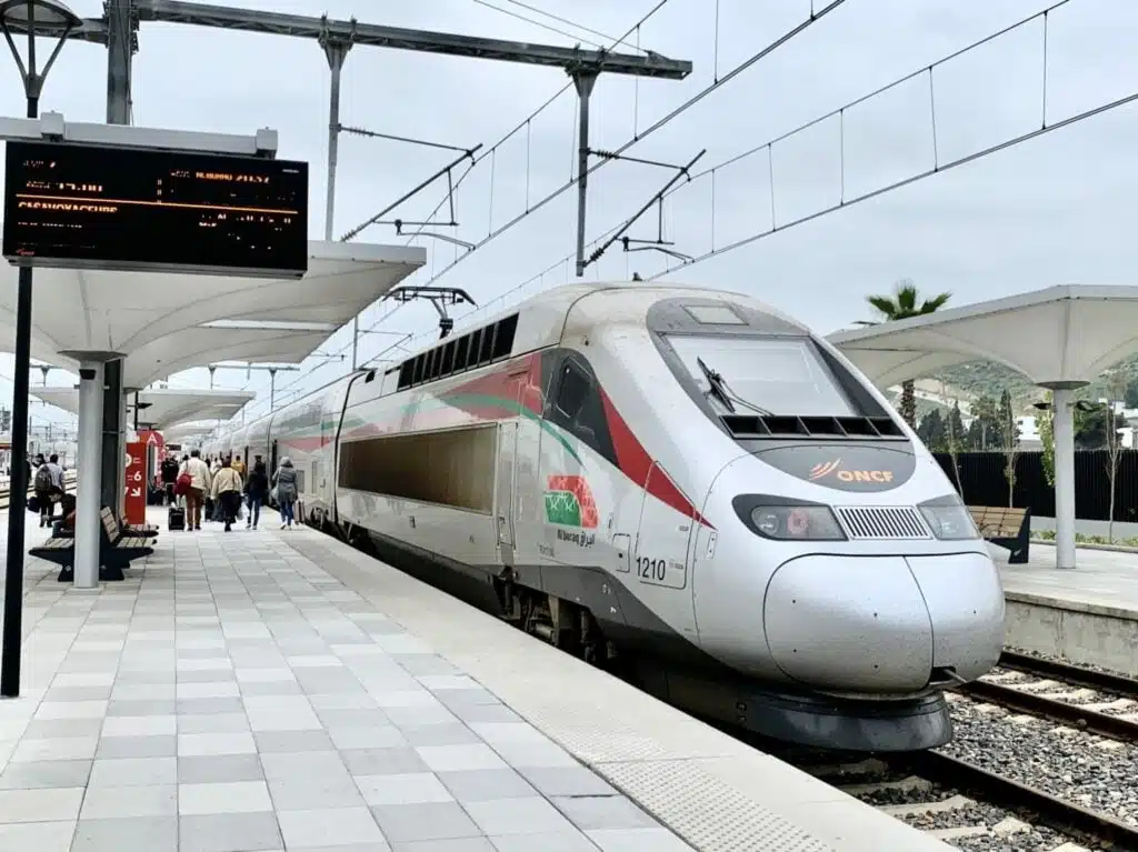 قطاران إضافيان “البراق” لتسهيل عودة الجماهير بعد مباراة المغرب والنيجر