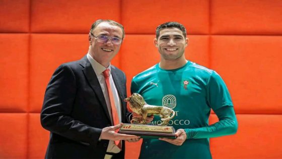 حكيمي يتوج بجائزة الأسد الذهبي 2024