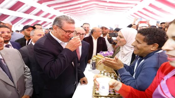 رئيس الحكومة يقوم بزيارة تفقدية لأروقة المعرض الدولي للفلاحة بمكناس