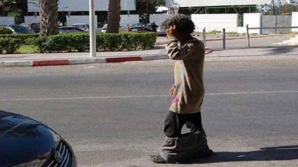 جريمة مروعة تهز تارودانت.. مريض نفسي يقتل رجلاً بحجر قرب سوق شعبي
