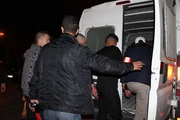 مثول متزعمها أمام عدالة مكناس من أجل النصب والاحتيال على شركات في وضعية قانونية