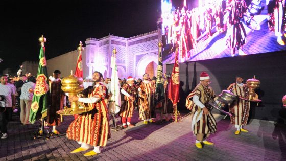 قبل يوم من اختتام مهرجان عيساوة الدولي بمكناس… إشعاع روحي وجماهيري غير مسبوق في اليوم الثالث بحضور فاق 60 ألف متفرج