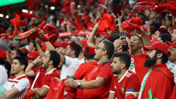 إقبال كبير للحزائريين على بطاقة المشجع “كان المغرب”يربك النظام.