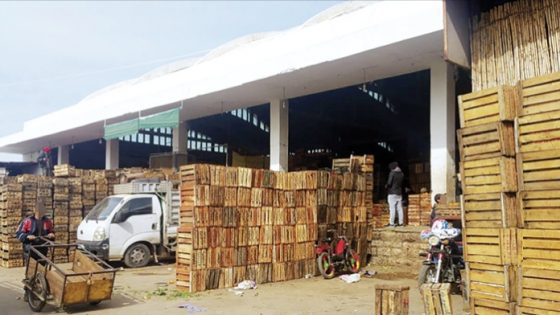 سوء التدبير بسوق الجملة للخضر والفواكه بمكناس يكبد الجماعة خسائر تفوق 354 مليون سنتيم سنوياً