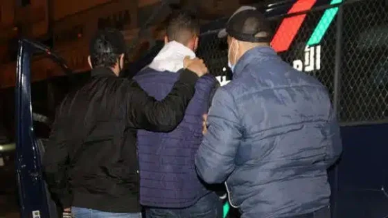 توقيف إفريقي متلبس بحيازة 1400 قرص مخدر