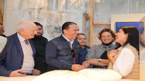 وفد مغربي رفيع يستكشف معالم إشبيلية ضمن فعاليات “أسبوع المغرب” ويقدّم هدية رمزية تعبيراً عن التعايش والحوار الثقافي