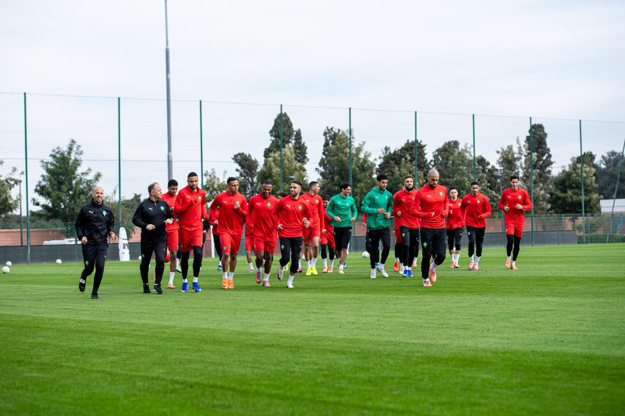 المنتخب المغربي يستعد لمواجهة جزر القمر في افتتاح تصفيات كأس أمم إفريقيا تحت قيادة وليد الركراكي