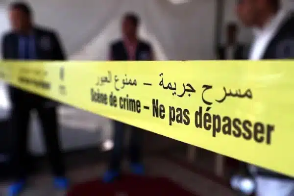 خلافات أسرية تنتهي بجريمة مروعة في مراكش: خمسيني يقتل زوجته وابنه ثم ينتحر قفزًا من الطابق الثاني