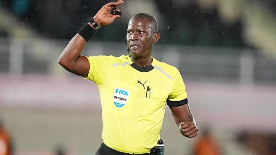 طاقم تحكيمي مالي يقود مواجهة المغرب وتنزانيا