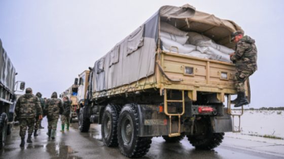 إقليم سيدي قاسم.. الجهود التضامنية تتواصل لفائدة السكان المتضررين في جماعة الحوافات