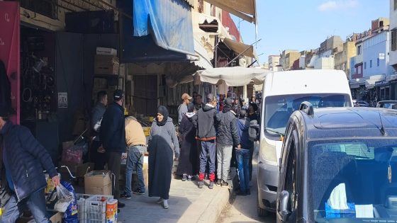 السلطات المحلية بعمالة مكناس تقود حملة لتحرير الملك العمومي بشوارع شارع الملاح البزازين باب الجديد