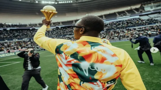 تفاعلات إعجابات لنجوم المنتخب المغربي مع لاعبي السنغال تثير غضب الجماهير وتشعل مواقع التواصل