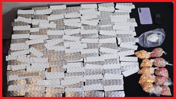 تنسيق بين “الديستي” والشرطة القضائية لولاية أمن مكناس يطيح بمروج مخدرات بمدخل مدينة مكناس.