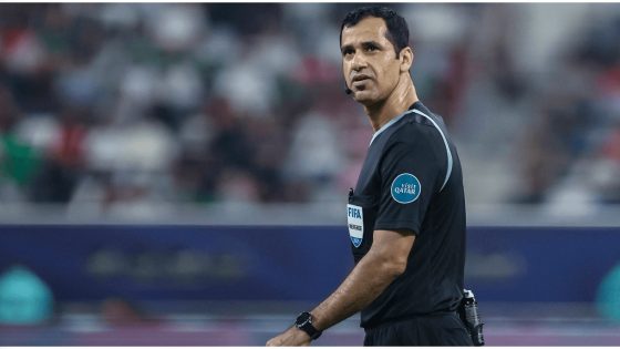 صافرة عربية قوية تقود مونديال 2026.. والحكم المغربي جلال جيد في قائمة النخبة العالمية