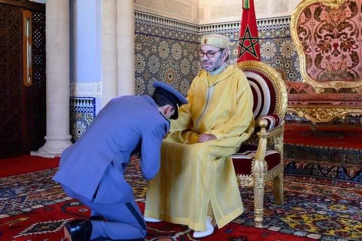 بلاغ من الديوان الملكي: تعيين صاحب السمو الملكي ولي العهد الأمير مولاي الحسن منسقا لمكاتب ومصالح القيادة العامة للقوات المسلحة الملكية